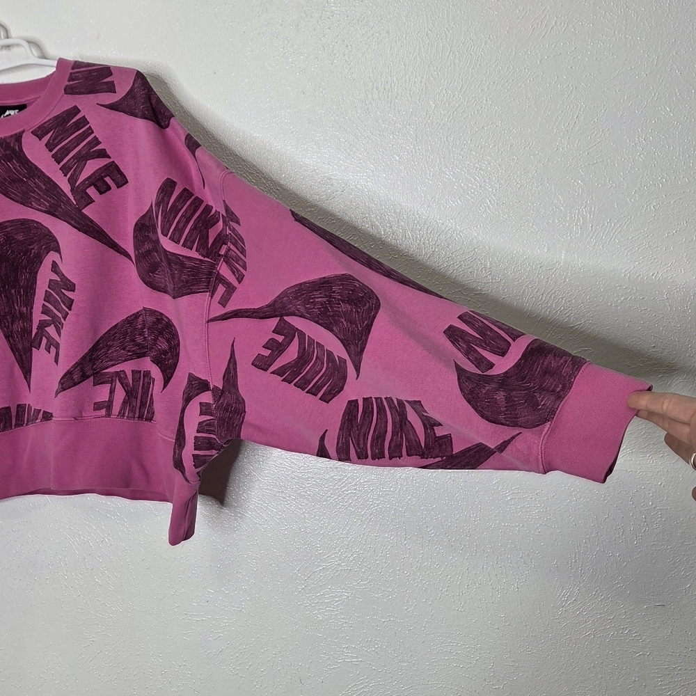 Nike Women's Pink Graphic Crew Neck Sweater - Picture 7 of 14